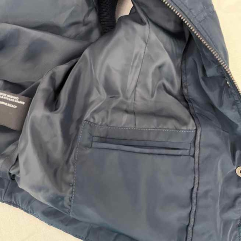 Coffeeshop Navy Blue Zip Front‎ Puffer Vest - Picture 9 of 9
